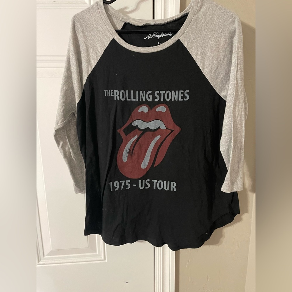 Women’s Rolling Stones 3/4 sleeve shirt
